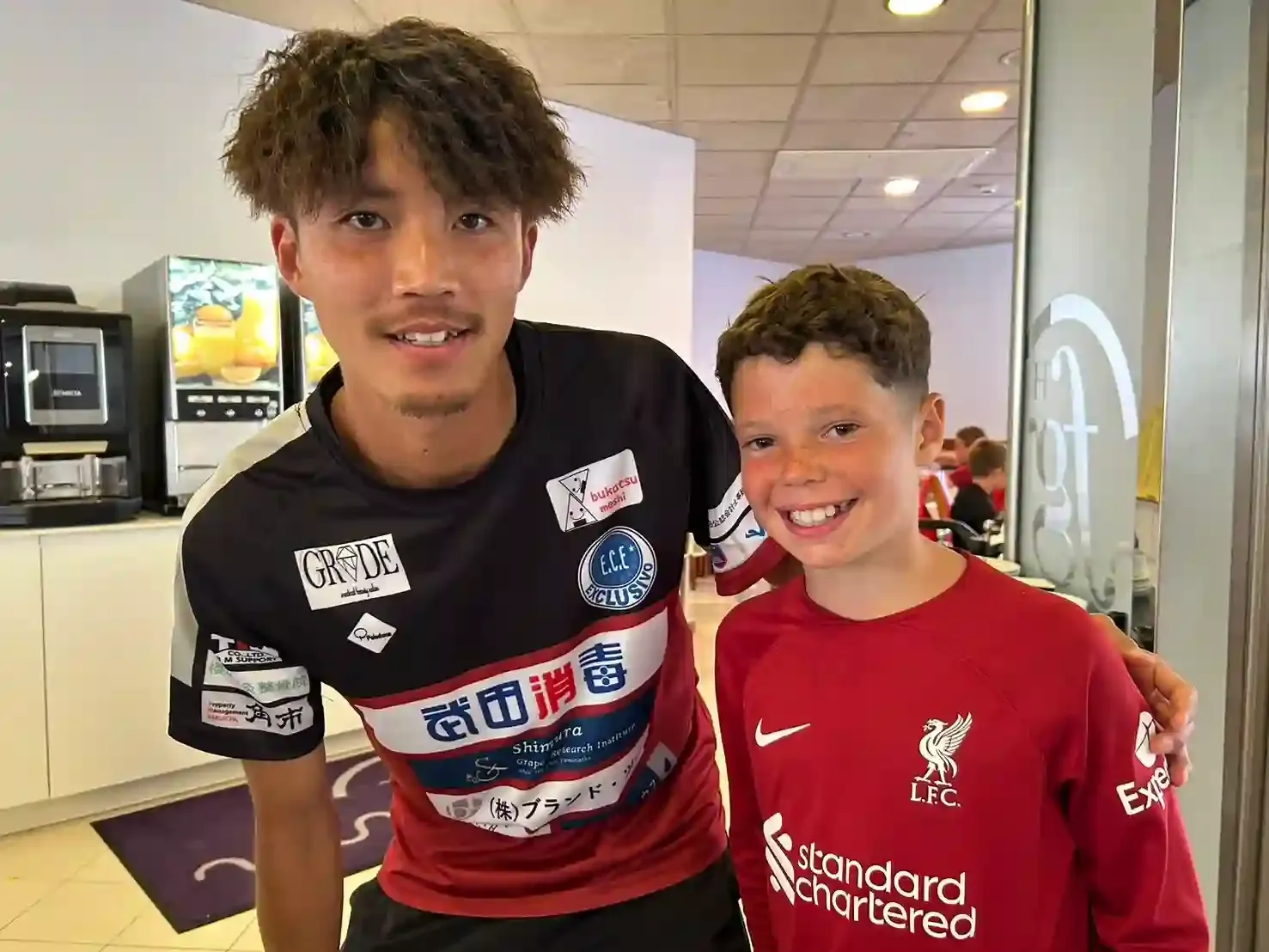 込山雄奨の写真